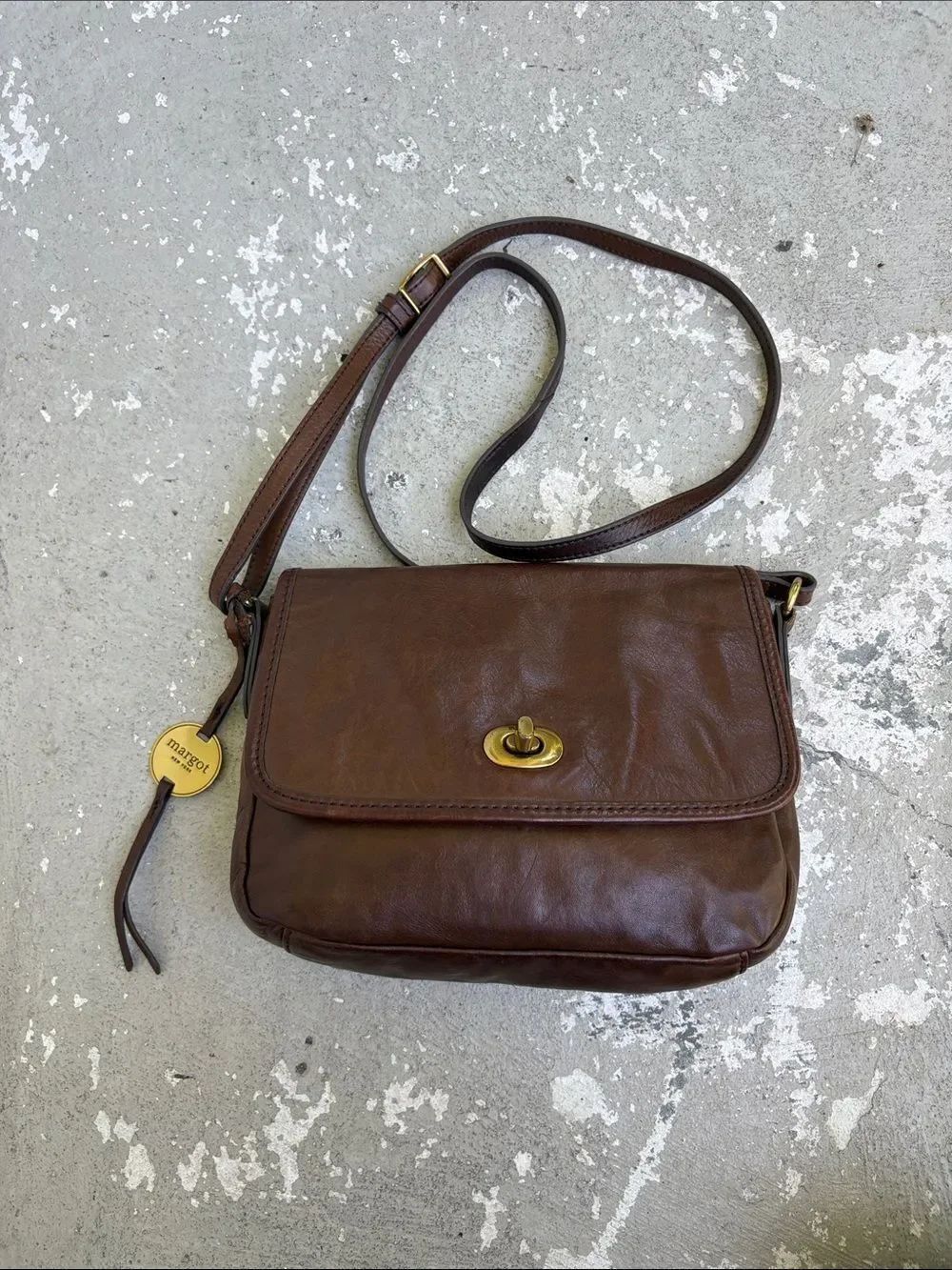 Margot leather Crossbody 28670 bag